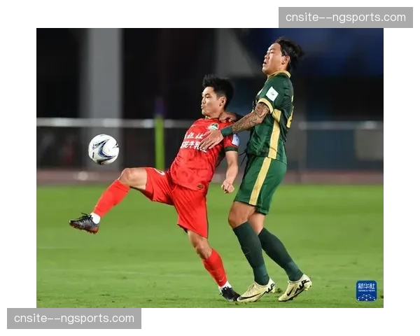 河南队本土球员担纲 黄紫昌钟义浩边路持续输出